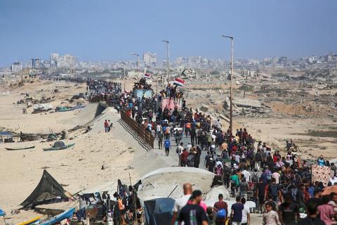 عودة النازحين إلى مدينة غزة (3).jpg
