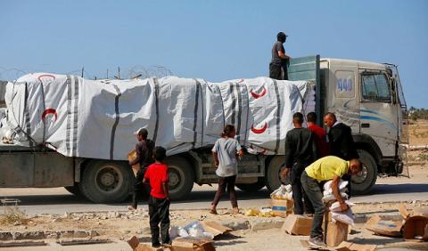 غزة: ما يصل من مساعدات «نقطة في بحر» الجوع والاحتياجات
