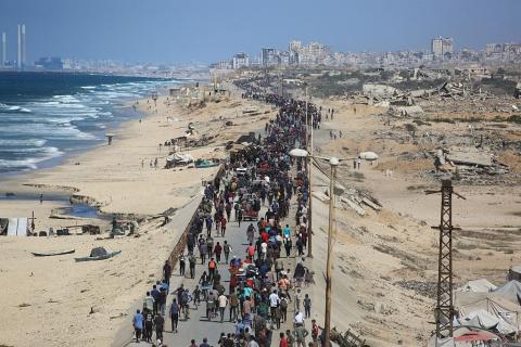 عودة النازحين إلى مدينة غزة..