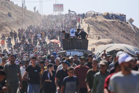 عودة النازحين إلى مدينة غزة (1).jpg