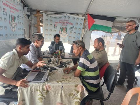 مركز تضامن الصحفيين.jpg