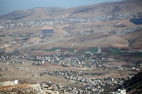 منظر عام لبلدات شمال غور الأردن في الضفة الغربية المحتلة، حيث فرضت قوات الجيش الإسرائيلي حصارًا خلال عملية عسكرية استهدفت اعتقال مسلحين فلسطينيين والبحث عن أسلحة.jpg