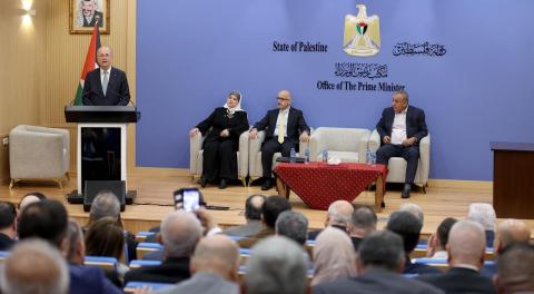 مراسم الاحتفال بتوقيع الاتفاقيات الخاصة باعتماد هذه المشاريع.jfif