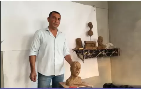 من أعمال الفنان خالد حسين