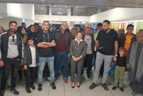 فلسطينيين عالقين في جنوب أفريقيا.jpg