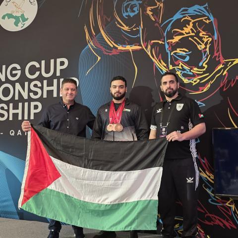 لاعب منتخبنا الوطني لرفع الأثقال، الربّاع محمد حمادة.jpeg