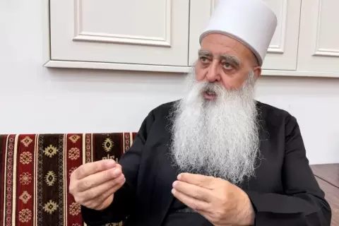 الزعيم الروحي للدروز في إسرائيل الشيخ موفق طريف  - رويترز.webp