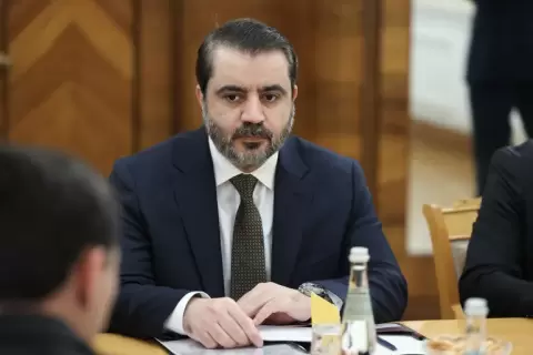 وزير الخارجية السوري أسعد الشيباني ترأس الوفد المفاوض في باريس (الفرنسية).webp