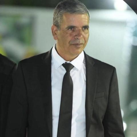 قُتل خالد عودة (60 عامًا) صباح الخميس 26 فبراير 2026 بعد أن فتح مصلحته التجارية، حيث أُطلق عليه الرصاص ما أسفر عن وفاته في المكان.jpg