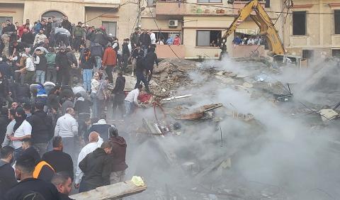 المبنى المنهار في طرابلس (Getty images).jpg