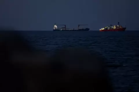 مضيق هرمز ..رويترز.webp