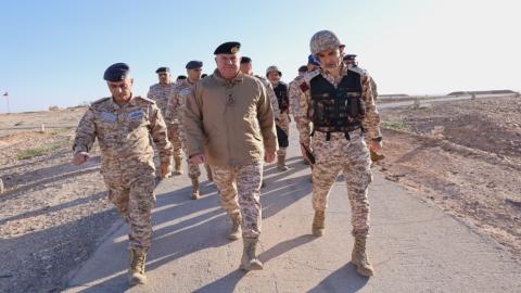 اللواء الركن الحنيطي يزور وحدة صواريخ الهوك معدل 20 ويشارك مرتبات قاعدة الشهيد موفق السلطي مأدبة الإفطار  11111111.jpeg