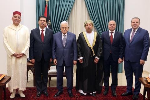 الرئيس عباس يستقبل السفراء العرب المقيمين والمعتمدين لدى دولة فلسطين.jpeg