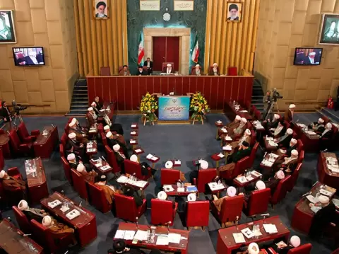 مجلس خبراء القيادة.webp