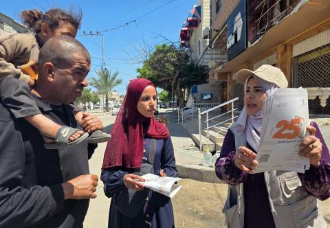 الحملة الانتخابية في مدينة دير البلح وسط قطاع غزة في 12 أبريل/نيسان 2026، ضمن الانتخابات المحلية المقرر إجراؤها في 25 أبريل/نيسان (صورة: أحمد إبراهيم)