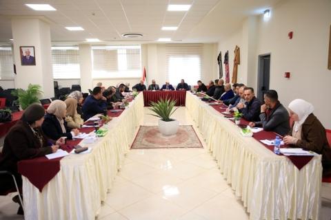 أبو زيد يتفقد القاعات التدريبية ويؤكد على تعزيز العمل الجماعي وإدارة الأزمات بكفاءة
