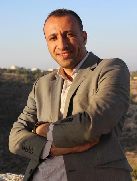 علاء كنعان - صحافي وكاتب فلسطيني.jpg