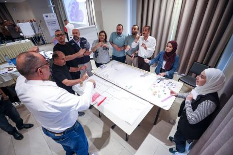 الصحة تجري تدريبا متقدما في التعامل مع الإصابات الجماعية.jpg