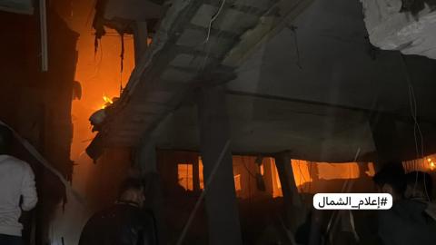_استهداف منزل من الطيران الحربي بصاروخين على الاقل في مخيم الشاطئ غرب مدينة غزة بعد تحذيره مسبقاً..jpg