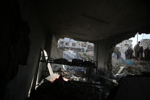 غارة إسرائيلية تستهدف نقطة للشرطة في حي النصر غرب غزة
