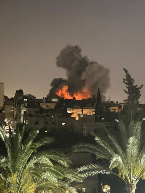 استهداف محيط مستشفى يافا بدير البلح وسط القطاع.jpg