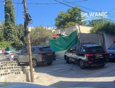 قوات الاحتلال وعناصر من المخابرات يقتحمون حي البستان في بلدة سلوان جنوب المسجد الأقصى..jpg