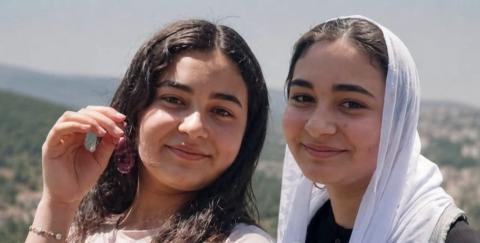 وفاة  حلا جواد عزام وإيمان كمال خير، من بلدة أبو سنان بالداخل المحتل جرّاء غرقهما في نهر الأردن..jpg