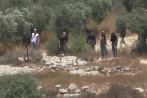 مقتل 4 مواطنين فلسطينيين خلال هجوم مشترك لقوات الاحتلال الإسرائيلي والمستوطنين في نابلس.webp