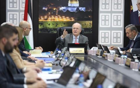 رئيس الوزراء الفلسطيني محمد مصطفى يترأس الاجتماع الأسبوعي لمجلس الوزراء في رام الله، في 21 يوليو/تموز 2026.(من مكتب رئيس الوزراء)