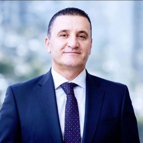 رجل الأعمال طارق النتشة.jpg