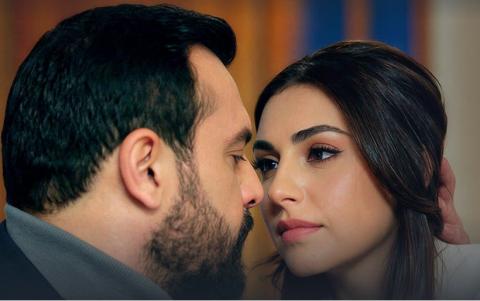 مسلسل حب أسود.