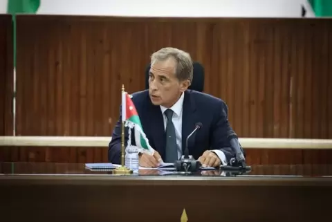 رئيس الوزراء الأردني جعفر حسان.webp