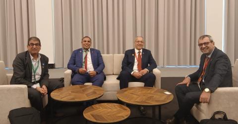 سمحان يبحث مع وزير البيئة التونسي تعزيز التعاون في المجالات البيئية وحماية الطبيعة