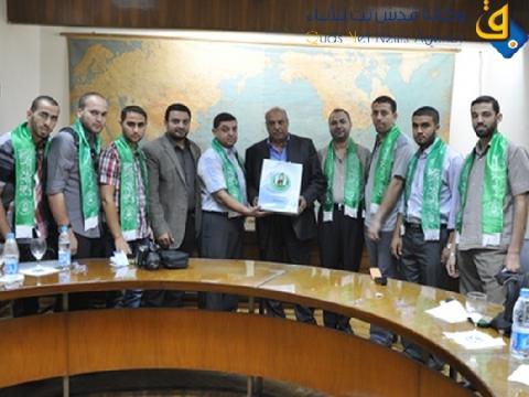 وفد الكتلة الاسلامية الإعلامي يزور صحيفة الأهرام المصرية