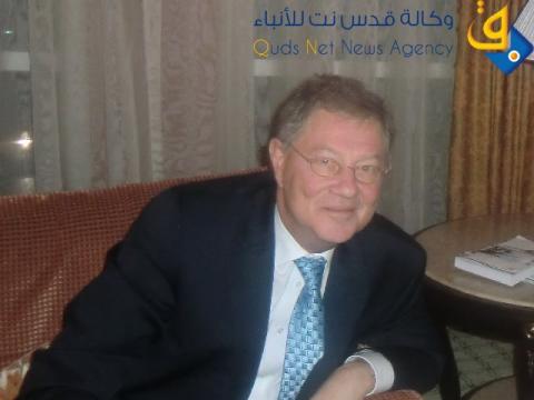 منع روبرت سري من دخول كنيسة القيامة