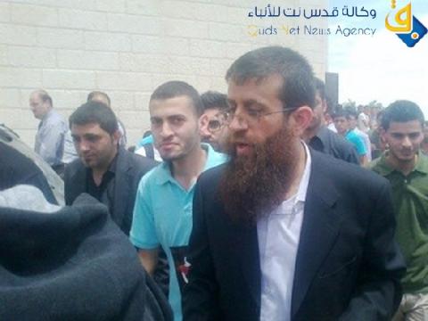 أمن السلطة يفرج عن خضر عدنان بعد احتجازه لساعات