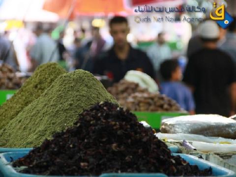 سرقوا الأرض والآن الفلافل والزعتر