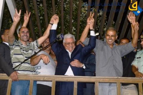 انهاء إجراءات الإفراج عن 26 أسيرا فلسطينيا