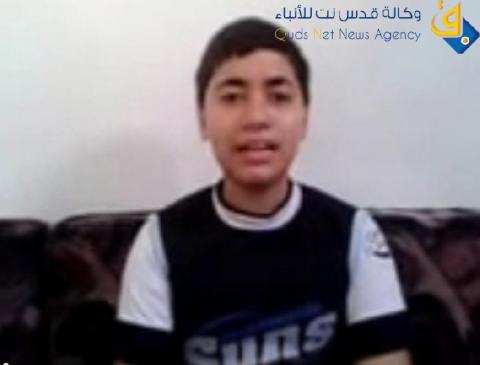 فيديو.. فتى فلسطيني يقلد المعلقين الرياضيين العرب