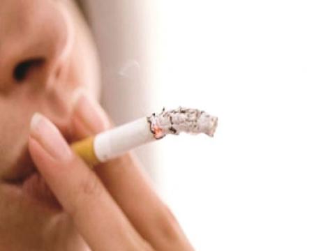 مصرية منعها زوجها من التدخين.. فخلعته