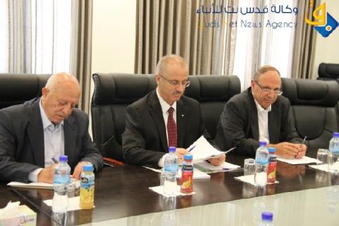 الحمد الله: الحكومة مستمرة بدعم برنامج صمود القدس