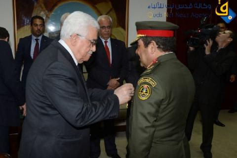 تفريغات "1994 -2004" يناشدون الرئيس عباس بإعادة رواتبهم المقطوعة