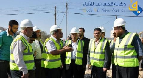 الغريز: العمل في شارع صلاح الدين يشهد تقدما ملموسا وهناك حزمة مشاريع أخرى ضمن المنحة القطرية