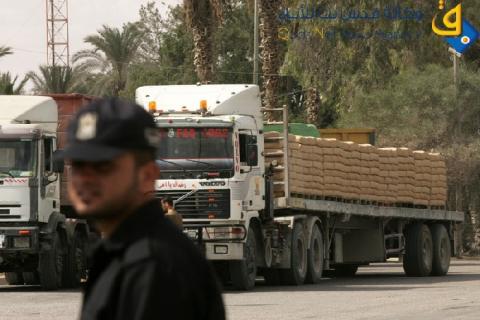 ضابط اسرائيلي: مواد البناء التي يتم ادخالها لغزة تستخدم لهدفها