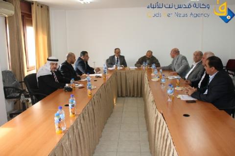 وزارة النقل والمواصلات تجتمع بنقابات النقل العام في الحافلات ويتفقان على استمرار الحوار
