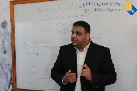 قلقيلية : مدير التربية يتفقد البرامج التربوية المنفذة في المدارس