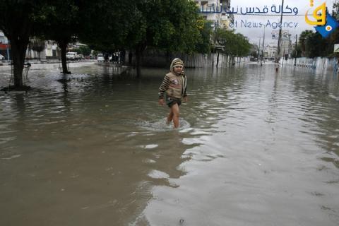 انهيار منزلين بمنطقة الأنفاق في رفح