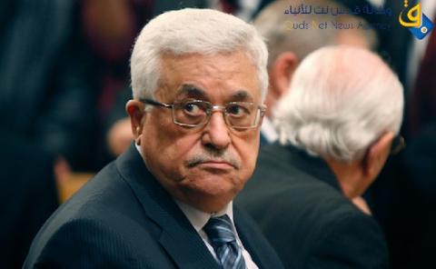 ضغوط عربية على الرئيس عباس لقبول مبادرة كيري وجولة خارجية لتسويقها