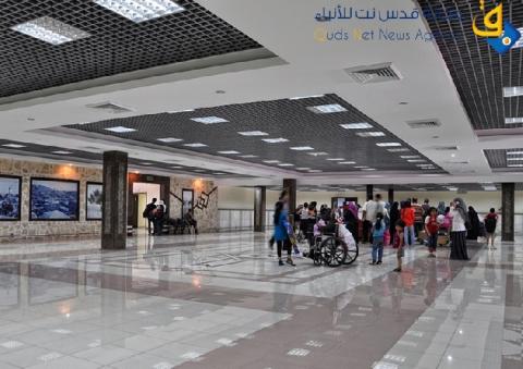 تعطل الحواسيب في معبر رفح بعد دخول حافلة وسيارة إسعاف