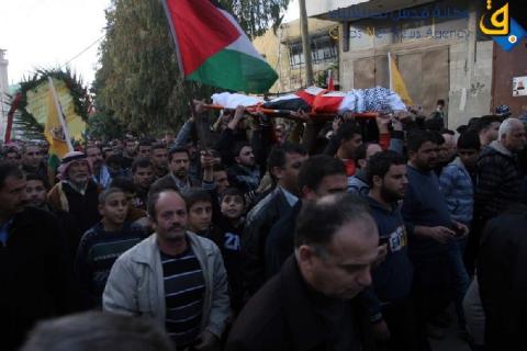 جماهير قلقيلية تشيع جثمان الشهيد المسن سعيد علي